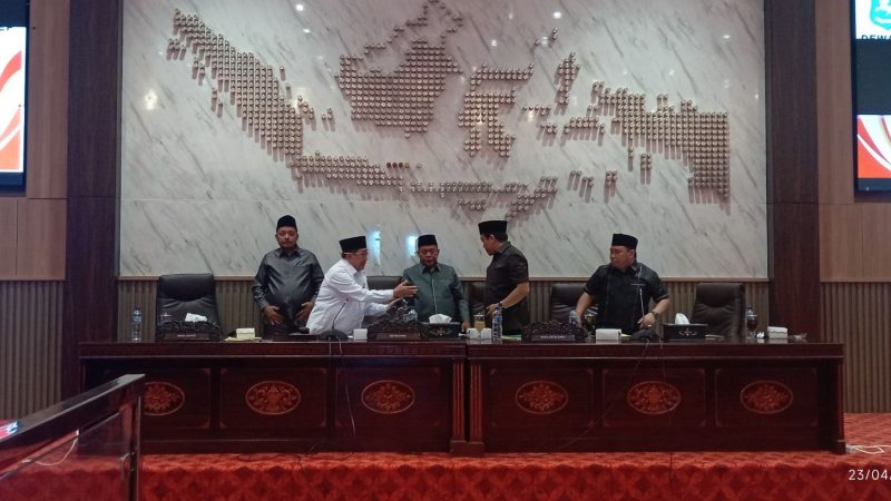 Suasana rapat paripurna DPRD Sumenep yang digelar di ruang sidang utama, membahas sejumlah agenda strategis daerah