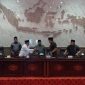 Suasana rapat paripurna DPRD Sumenep yang digelar di ruang sidang utama, membahas sejumlah agenda strategis daerah