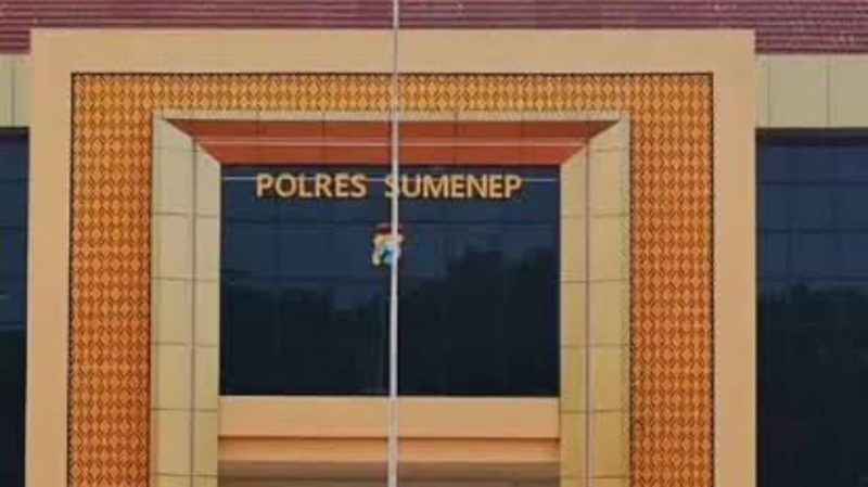 Kantor Polres Sumenep, Jl. Urip Sumoharjo No.35, Desa Kolor, Kecamatan Kota Sumenep, Kabupaten Sumenep