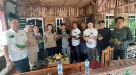 HKTI dan PKTHMTB Karawang rangkul pengusaha peternakan sapi tanam sorgum (Foto:istimewa)