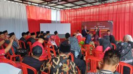 Hj. Ansari MPR RI saat menggelar Serap Aspirasi Bersama Masyarakat Madura. (Foto:istimewa)