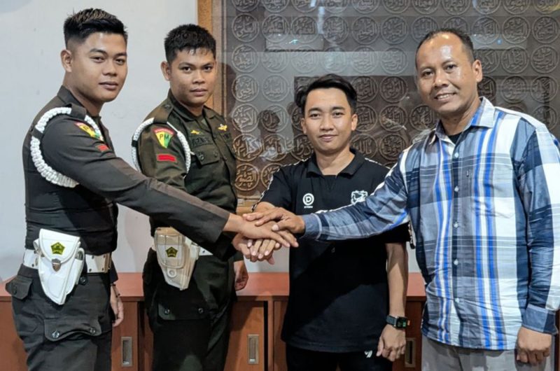 Datangi Pamekasan Oknum PM yang terlibat dalam aksi pemukulan di Bangkalan, sampaikan permohonan maaf. (Doc. TimesIN).