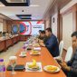 Momen diskusi di UTM, membahas Provinsi Madura  didorong segara naik meja Presiden Prabowo Subianto.