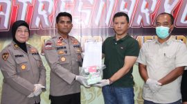 Polres Sumenep Serahkan Penemuan Sabu di Masalembu ke Ditresnarkoba Polda Jawa Timur.