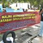Jaka Jatim saat melakukan demo.