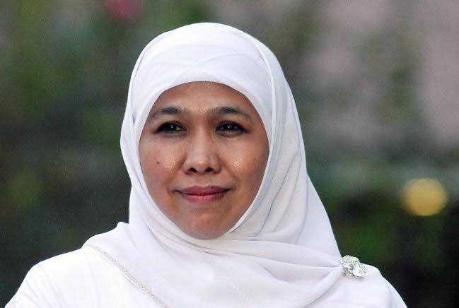 Foto : Khofifah Indar Parawansa (Gubernur Jawa Timur) 