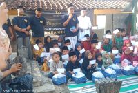Santunan puluhan anak yatim.