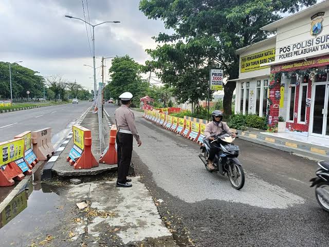 Pos Polisi Suramadu