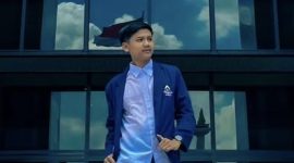 Foto : Alfi Rizki Ubbadi, Divisi Hukum Dear Jatim, menegaskan lambannya penanganan kasus dugaan korupsi Pokir DPRD Sumenep oleh Polres Sumenep.