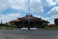 Foto; Halaman Mandhapa Agung Ronggosukowati