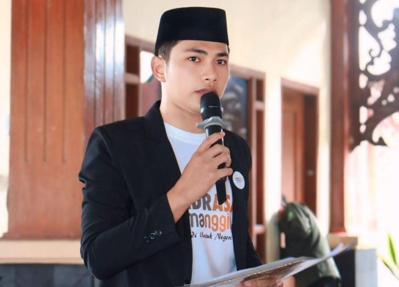 Foto; Noris soleh
Mahasiswa Pascasarjana IAI AL-KHAIRAT Pamekasan