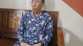 foto: Kepala Bapenda Sumenep Ferdiansyah Tetrajaya saat menyampaikan kebijakan diskon piutang PBB-P2 hingga 81 persen dalam rangka HUT ke-81 Kemerdekaan RI.