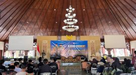 Foto: Suasana Closing Ceremony Mahasantri Merdeka Competition (MMC) 2026 dan Dialog Kebangsaan DPK FKMSB UIN Madura di Pendopo Ronggo Sukowati, Pamekasan. 