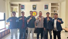 foto: SEMA UIN Madura bersama Wakapolres Pamekasan Kompol Hendri Soelistiawan usai agenda silaturahmi dan penguatan komunikasi di Mapolres Pamekasan