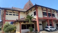 Keterangan foto:

Pengadilan Negeri Sumenep Kelas IB, Kabupaten Sumenep, Jawa Timur.