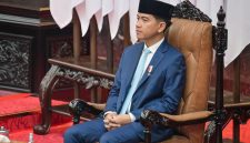 Wakil Presiden Gibran Rakabuming Raka. Syarat pendidikan Gibran dipersoalkan dalam perkara PHPU Presiden dan Wakil Presiden 2024 yang kini diperiksa Mahkamah Konstitusi.