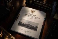 Ilustrasi dokumen laporan Gerakan Mahasiswa Sumenep (GMS) yang memuat tuntutan dilakukannya audit investigatif terhadap dugaan kejanggalan dalam pengelolaan Dana Desa di Kabupaten Sumenep