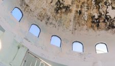 Atap Masjid UIN Madura yang Terlihat kumuh dan rusak (Dok. Zero)