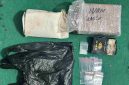 Foto: Barang bukti yang diamankan Polsek Kangean dalam pengungkapan kasus dugaan peredaran sabu di Kecamatan Arjasa, Sumenep, berupa paket berisi sabu dan sejumlah plastik klip kosong.