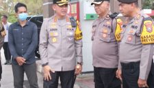 Foto: Keterangan foto: Kapolresta Sumenep Kombes Pol. Ariek Indra Sentanu saat melakukan pengecekan di SPBU Gedungan, Kecamatan Batuan, di tengah sorotan persoalan ketersediaan dan distribusi BBM di Kabupaten Sumenep